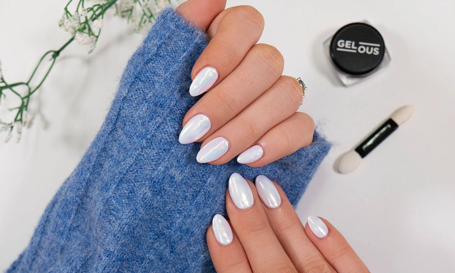 Gelous Cherry Pop Aurora Chrome Powder - photographed in New Zealand on model