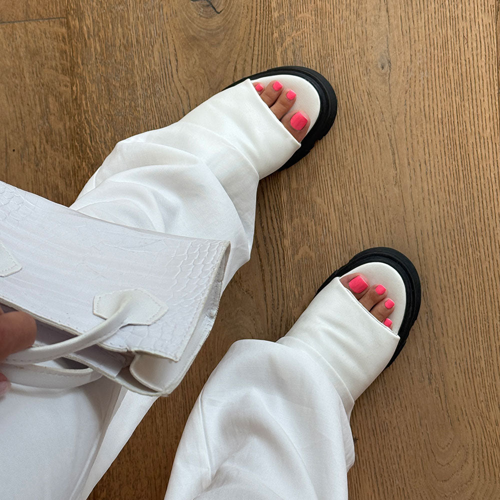 Gelous Bright Pink 3-in-1 pedicure polish - photographed in New Zealand on model