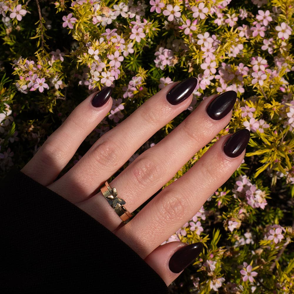 Gelous Espresso matte gel nail polish swatch - photographed in New Zealand