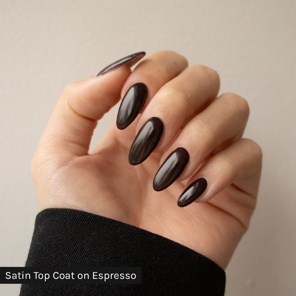 Gelous Espresso gel nail polish  - photographed in New Zealand