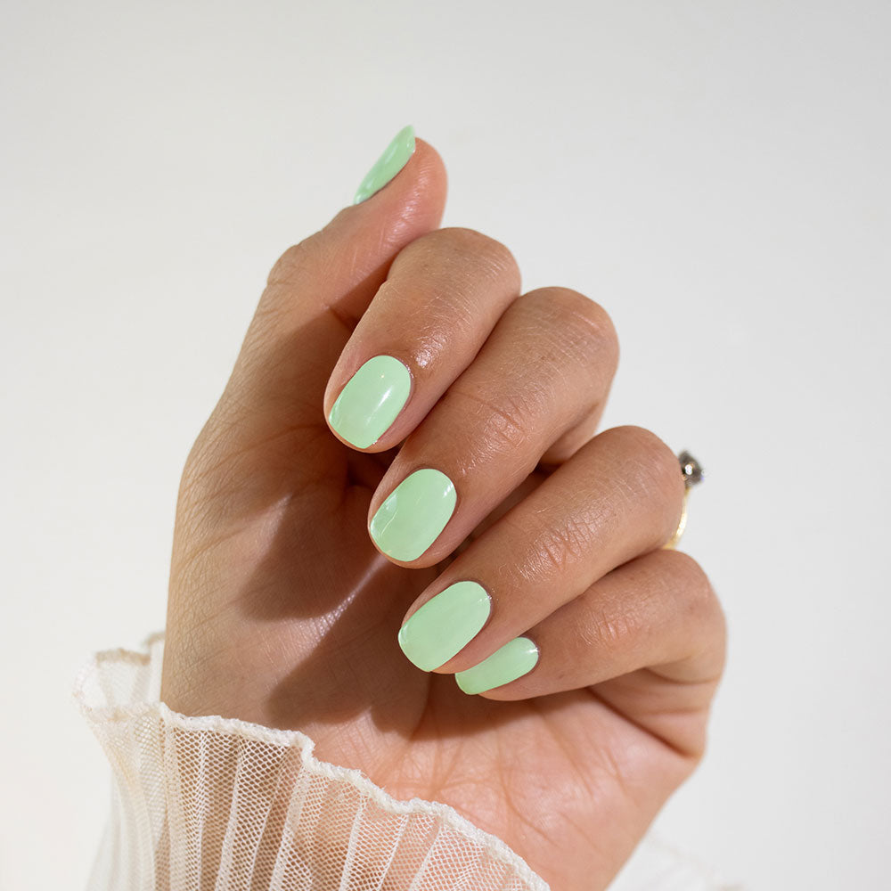 Gelous Mint to Be HEMA & TPO Free gel nail polish - photographed in New Zealand on model