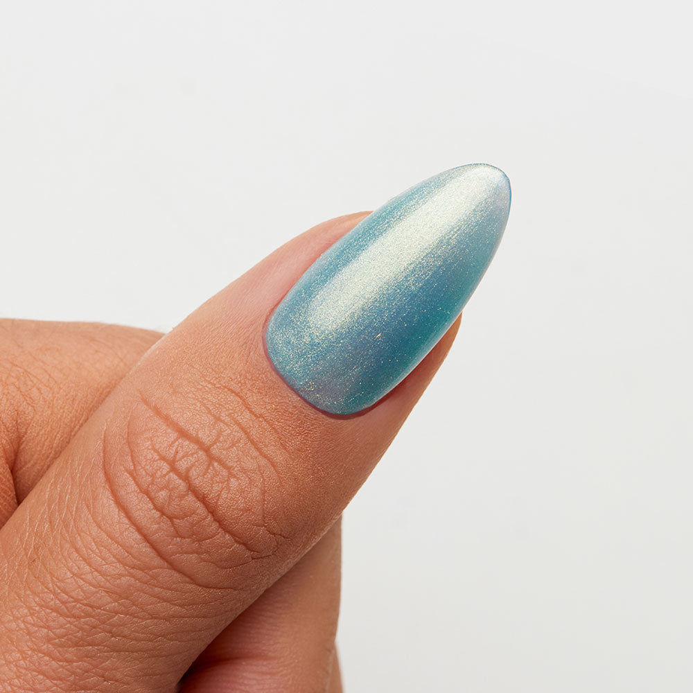 Gelous Oasis gel nail polish swatch - photographed in New Zealand