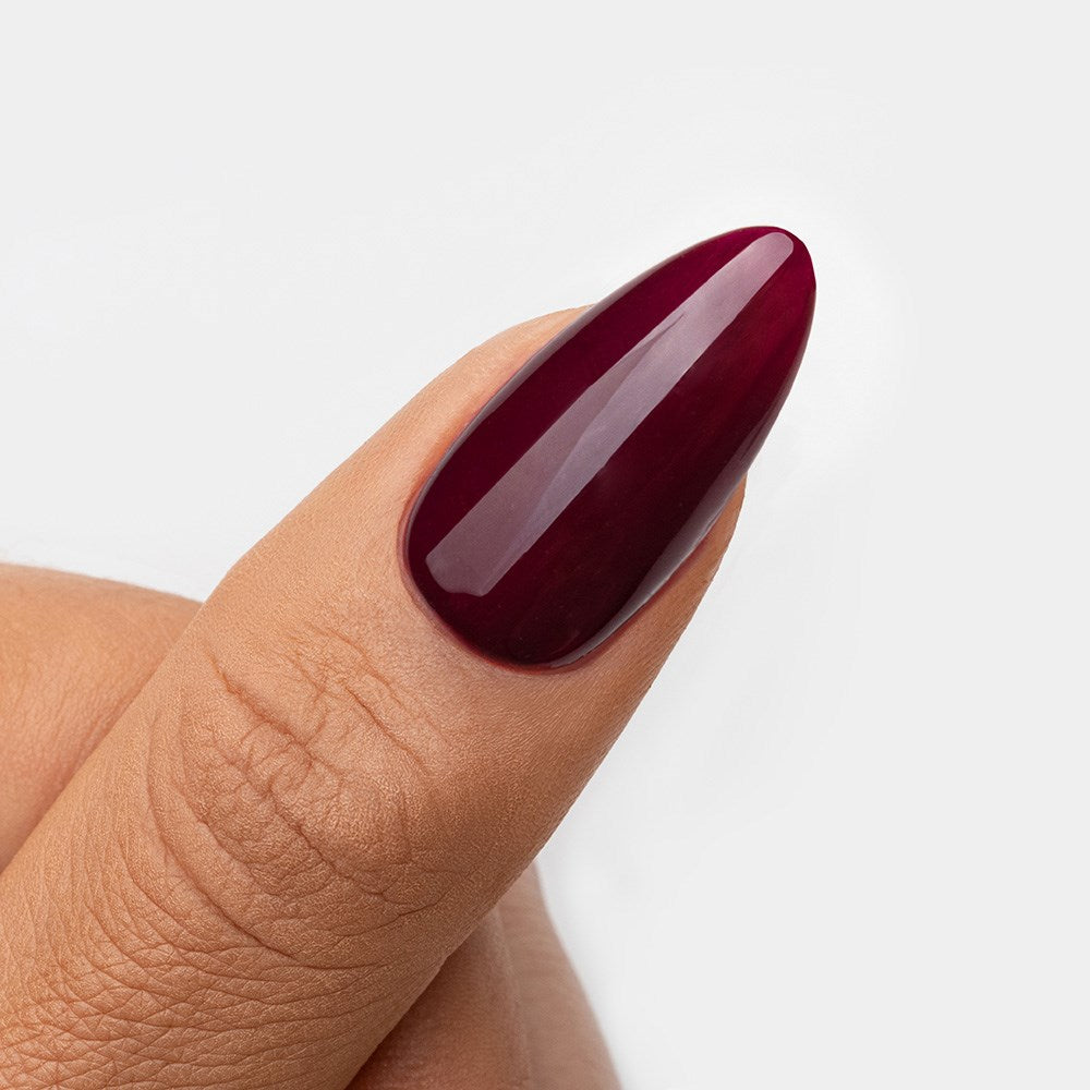 Gelous Rendezvous HEMA & TPO Free gel nail polish swatch - photographed in New Zealand on model