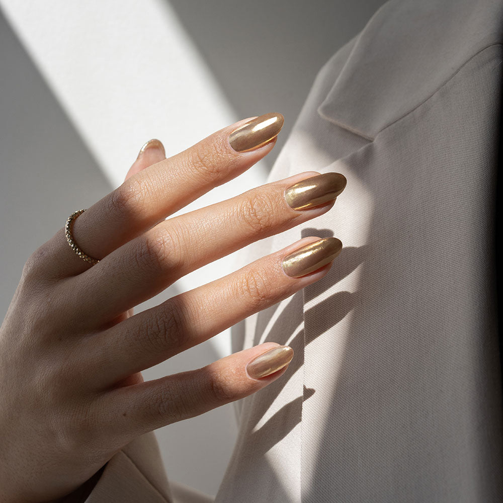 Gelous Gold Mirror Chrome Powder on Black Out - photographed in New Zealand on model