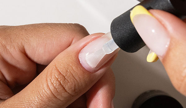 How To Apply Gelous Gel Nail Polish - Builder Gel - photographed in New Zealand