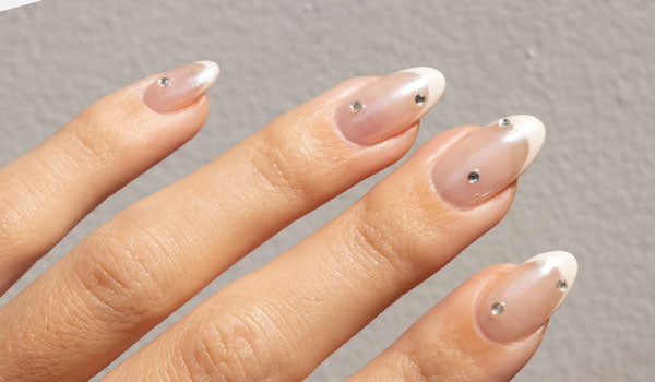 How to apply Rhinestones, Gems & Pearls - photographed on model in New Zealand