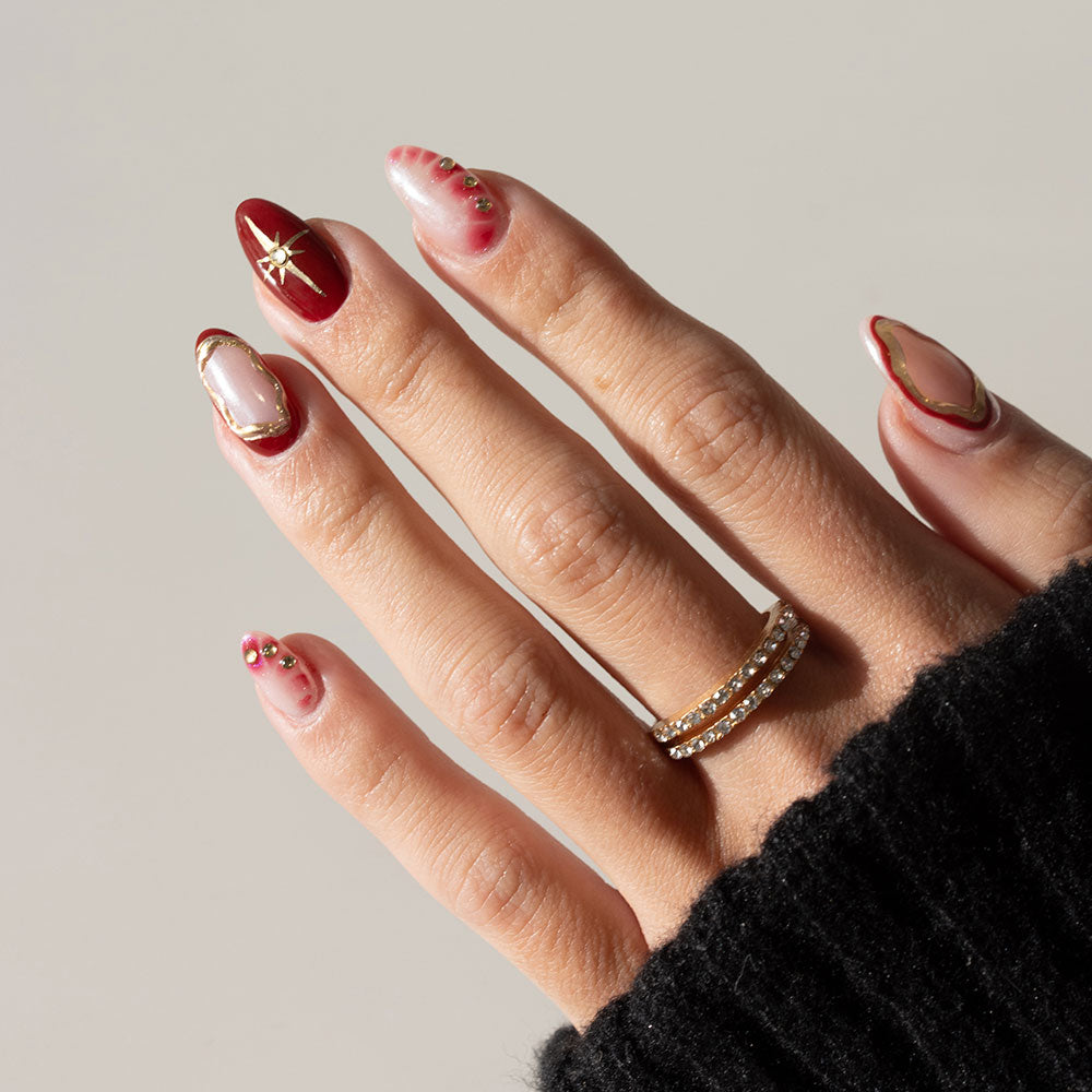 Gelous Classic Pearl and Rhinestone Nail Art Set product photo - photographed in New Zealand