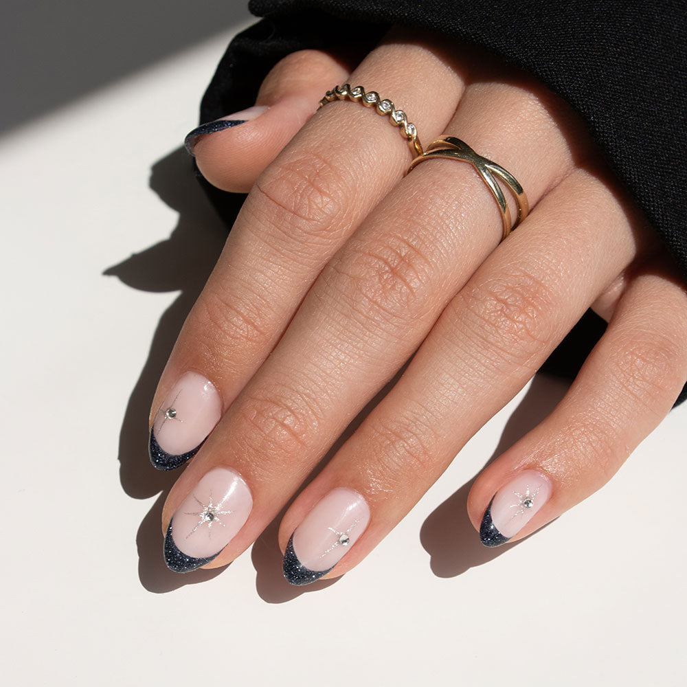 Gelous Classic Pearl and Rhinestone Nail Art Set product photo - photographed in New Zealand