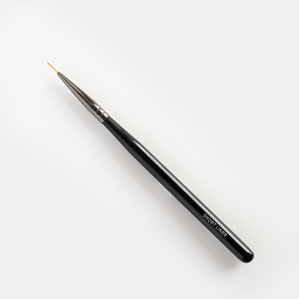 Short Liner Nail Art Brush product photo - photographed in New Zealand