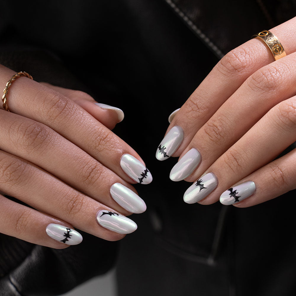 Short Liner Nail Art Brush product photo - photographed in New Zealand